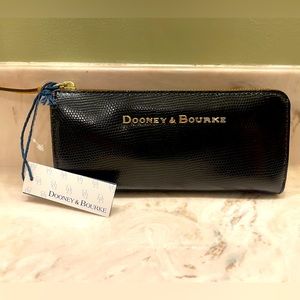 Dooney and Bourke Siena Large Zip-Around Wallet, Black Leather, New